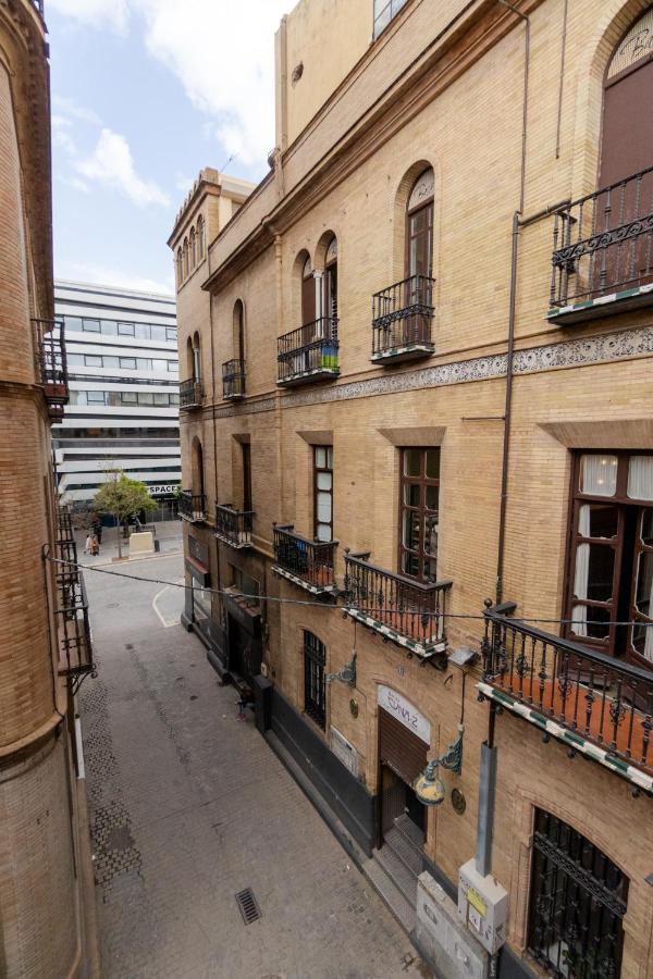 Rentalsevilla A Un Minuto De La Campana Exterior photo